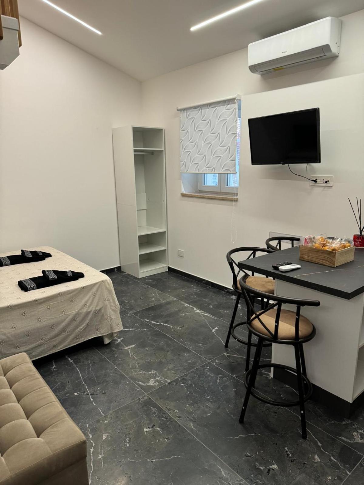 Suite Aurora Кротоне Екстериор снимка